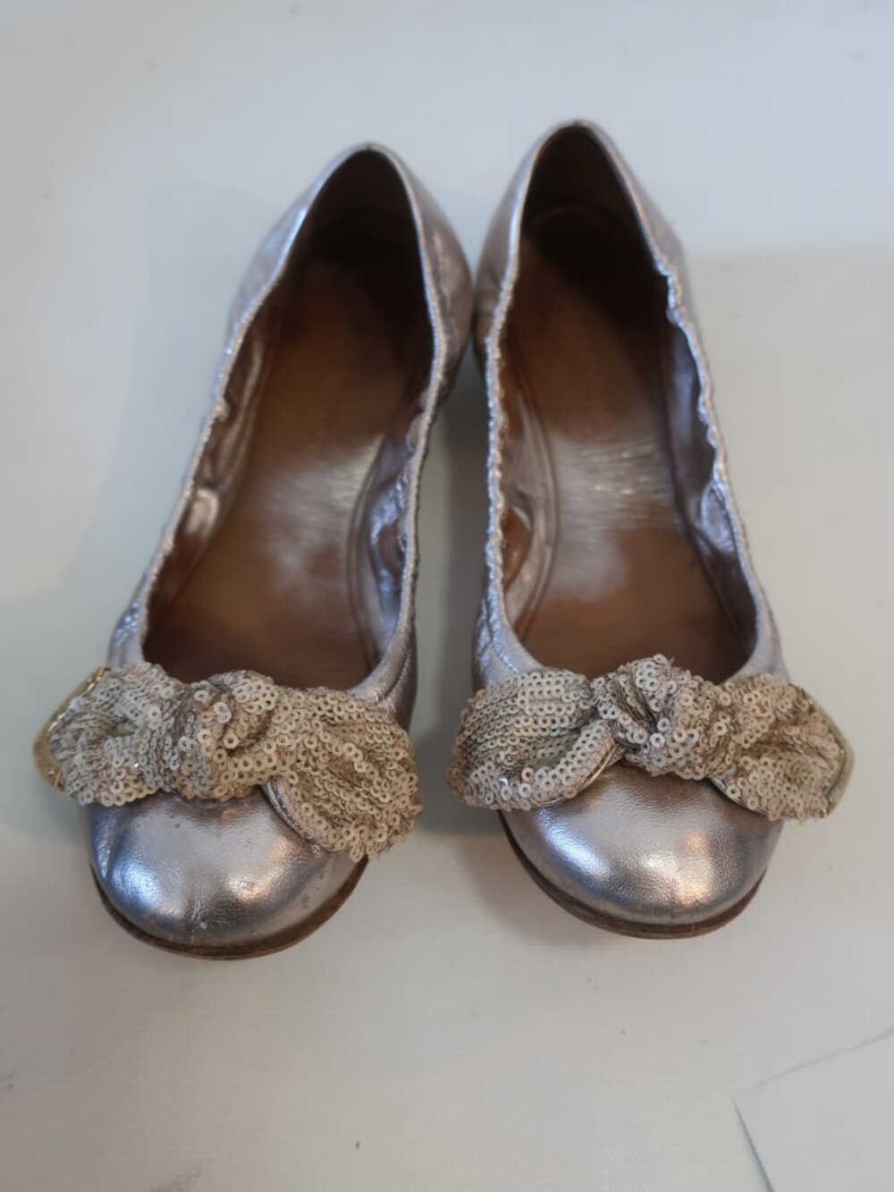 Louis Vuitton Metallic Gold Amulet Sequins Bow Scrunch Ballet Flats 37.5/US 7.5 - Picture 2 of 12